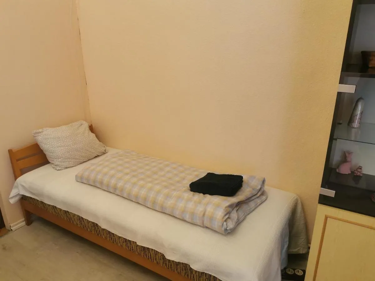 Dob Apartment Home In The Party District Budapest Ungern